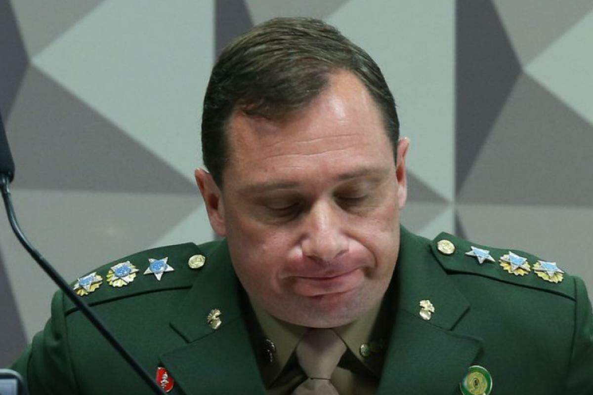 A família do tenente-coronel Mauro Cid chegou a Los Angeles, nos Estados Unidos, em 30 de maio