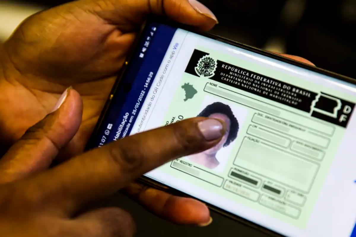 Multas de trânsito irão custear carteira de habilitação de graça