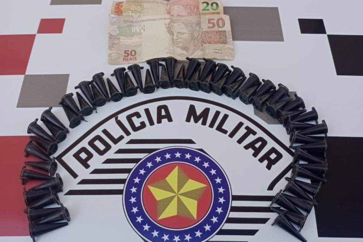 Adolescente de 17 anos é apreendido com cocaína e dinheiro em patrulhamento no bairro Água Branca, em Araçatuba