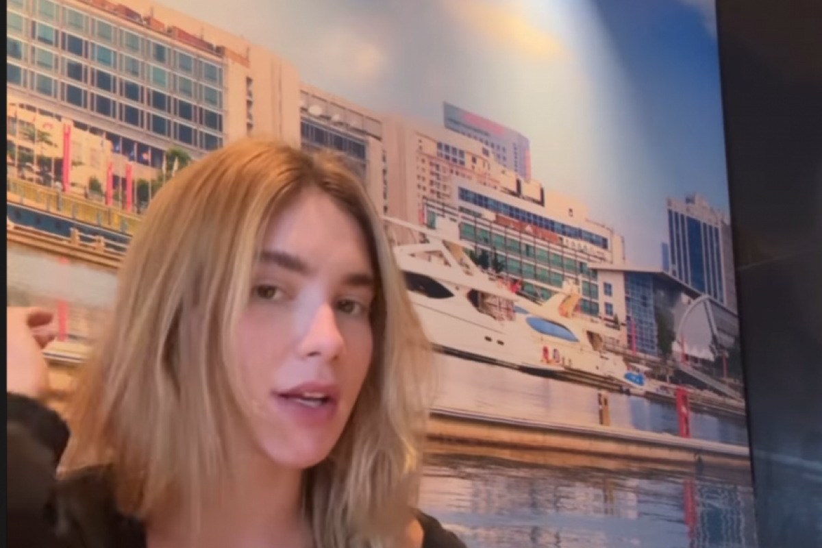'Estava bem linda e plena passando pela imigração aqui, e de repente uma mulher encafifa que não sou eu no passaporte', relatou Virgínia.