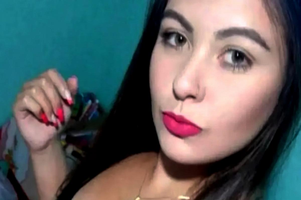 A jovem Jaqueline Vargas, de 24 anos estava caída em um cômodo da casa com a bebê viva ao lado