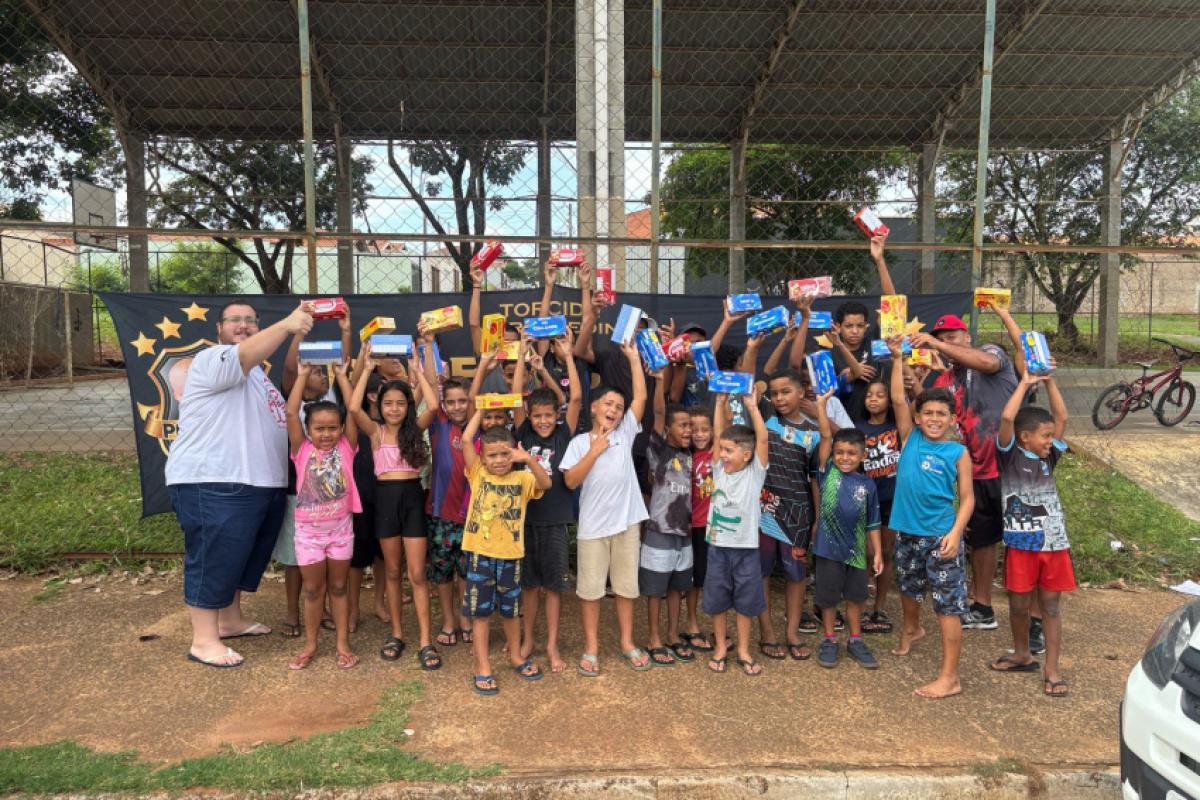 O projeto também realiza ações especiais em datas como Páscoa e Natal.