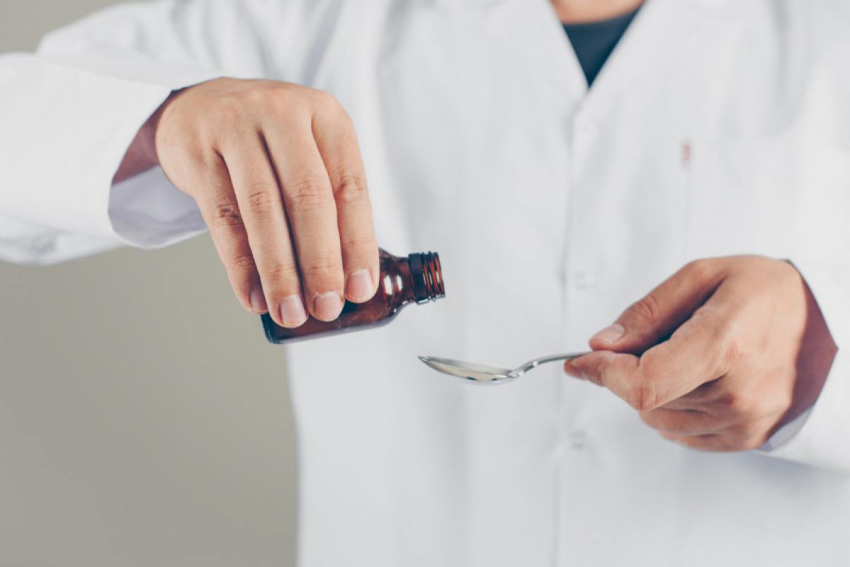 O anúncio de venda e a comercialização dos produtos estavam ocorrendo sem o devido registro, notificação ou cadastro na agência