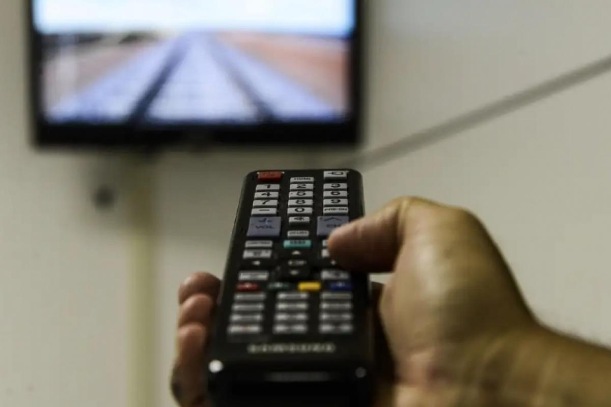 Considerada 'a televisão do futuro', a TV 3.0 vai integrar os serviços de internet (broadband) à habitual transmissão de sons e imagens (broadcast)