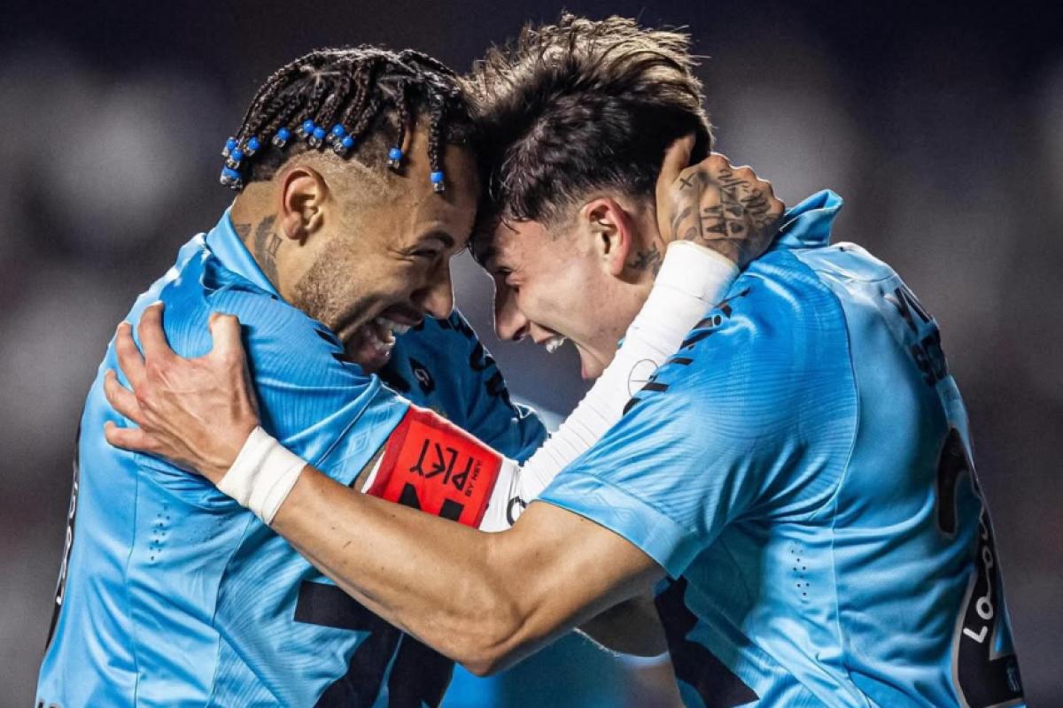 Neymar balançou as redes duas vezes