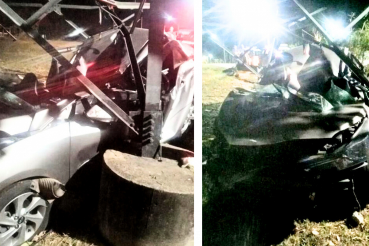 O carro ficou destruído e a vítima de 21 anos ferida na grave colisão.