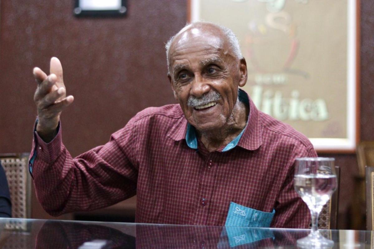 Passista premiado, ele foi organizador de bailes de gala negros