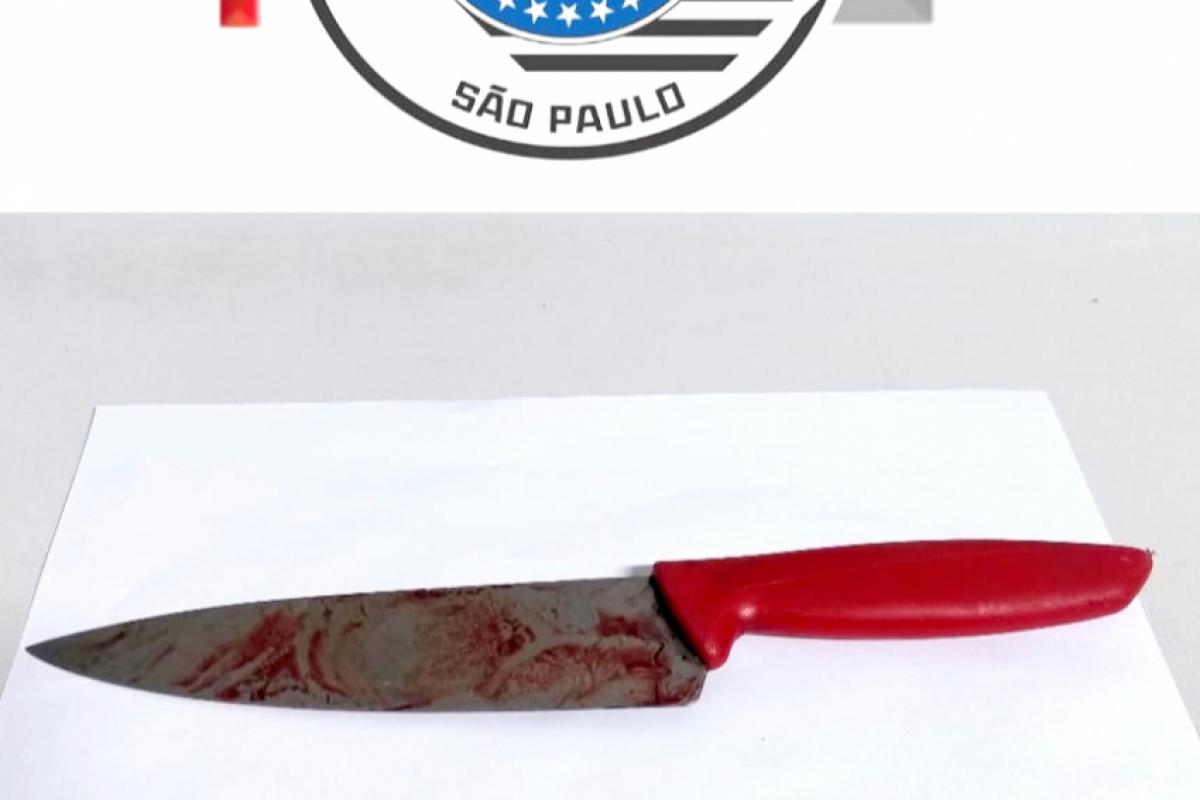 O homem foi preso e a faca apreendida pela Polícia Militar.