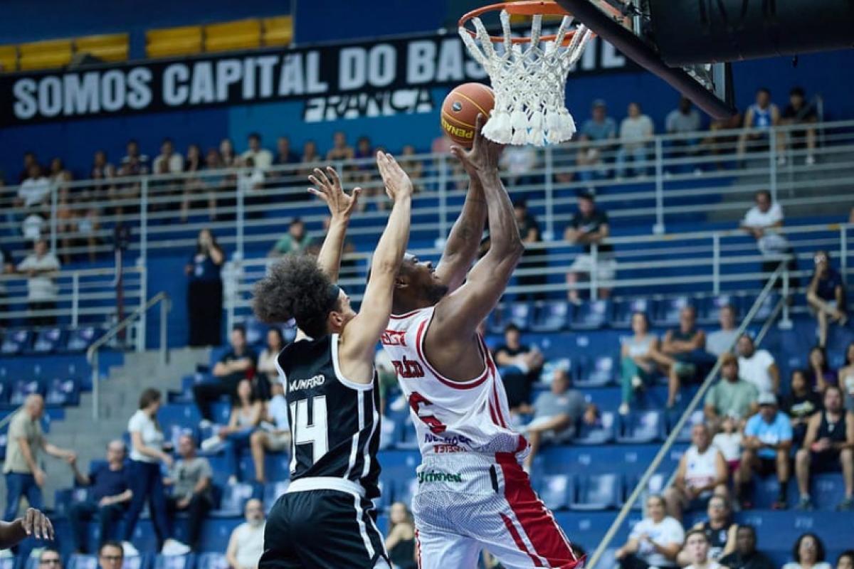 Partida entre Sesi Franca e Corinthians, no Pedrocão, onde aconteceu o caso de racismo