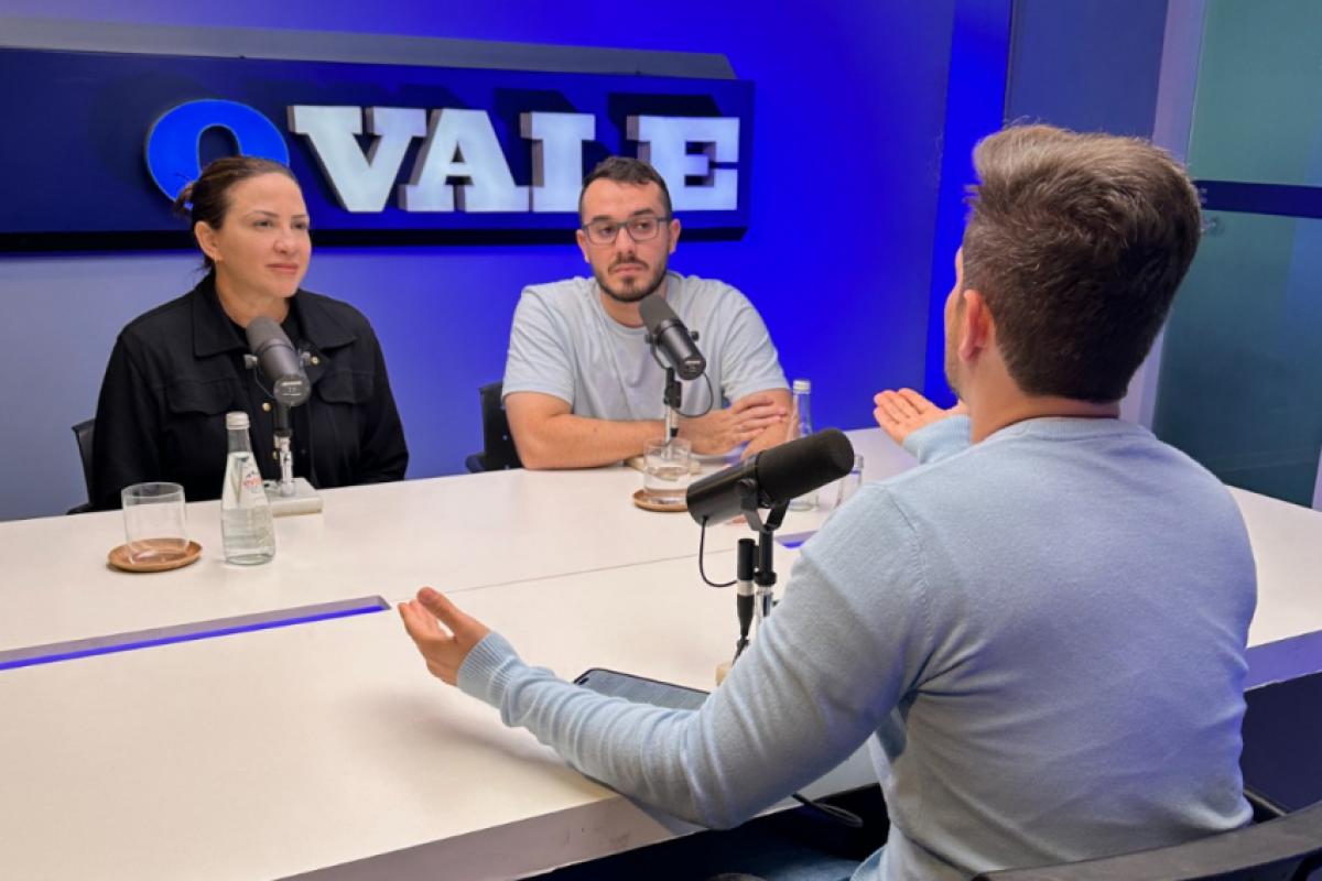 João Henrique e Sheila Thomaz no podcast Superação