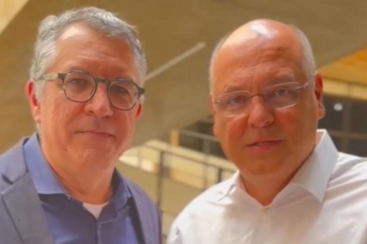 Ministro da Saúde Alexandre Padilha, juntamente com o prefeito de Franca Alexandre Ferreira (MDB)