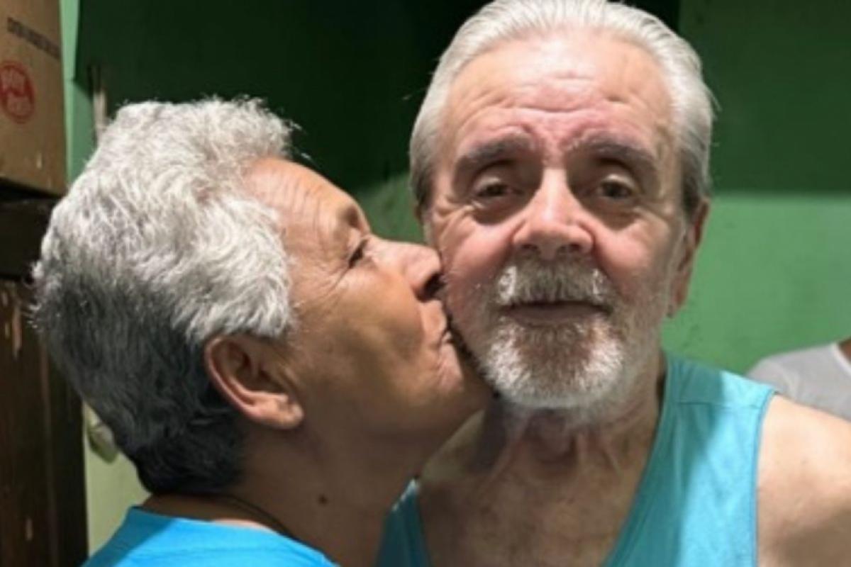 Após morte com diferença de 2h, casal é enterrado junto