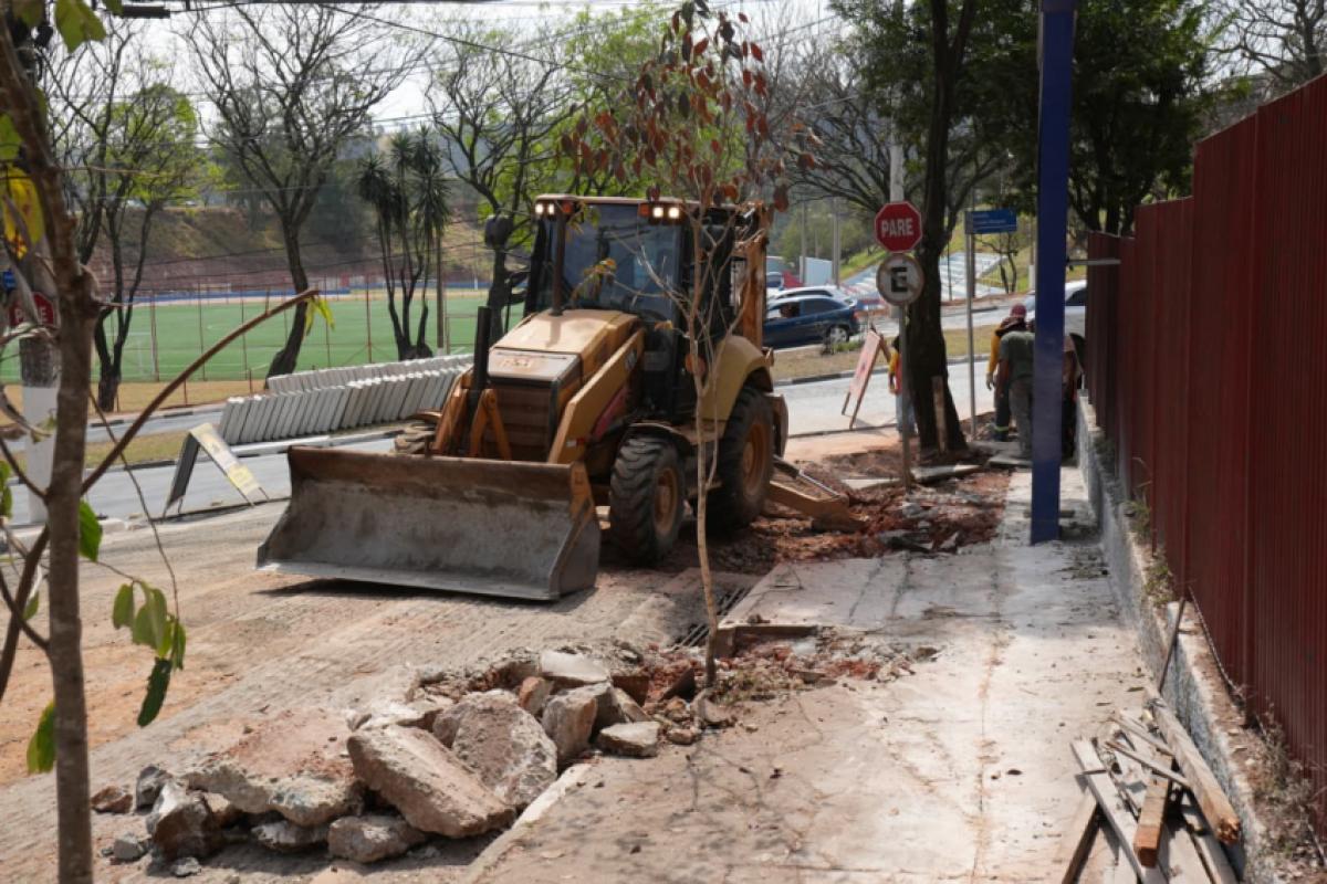 Obras em andamento e novos investimentos em mobilidade urbana reforçam o compromisso em transformar a cidade com mais qualidade de vida e segurança