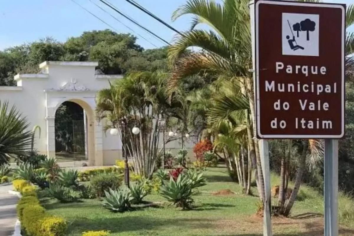 Projetos autorizam a concessão do parque e a criação de um programa municipal para conceder à iniciativa privada outros espaços públicos de Taubaté