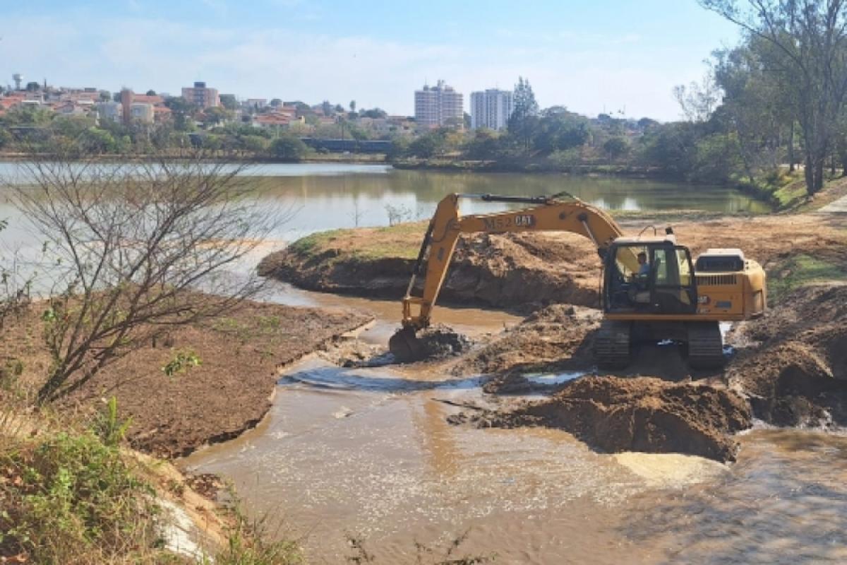 Sanebavi reforça alerta sobre uso consciente da água em Vinhedo, que enfrenta estiagem prolongada. Município descarta, por ora, adotar racionamento.