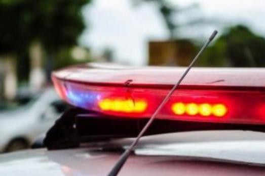 PM conseguiu localizar o homem em posse das bombas, após a equipe policial ouvir novos estampidos