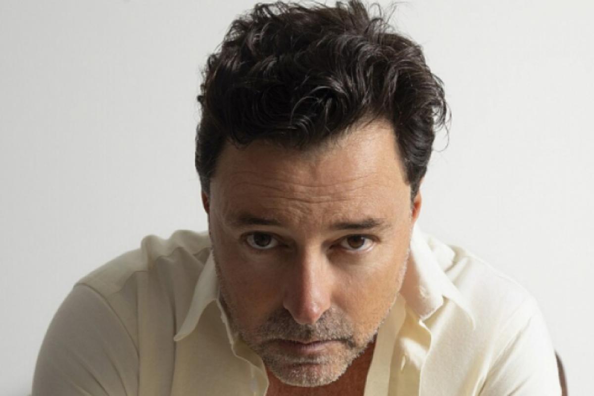 Ator é reconhecido por sua versatilidade no cinema, teatro e televisão