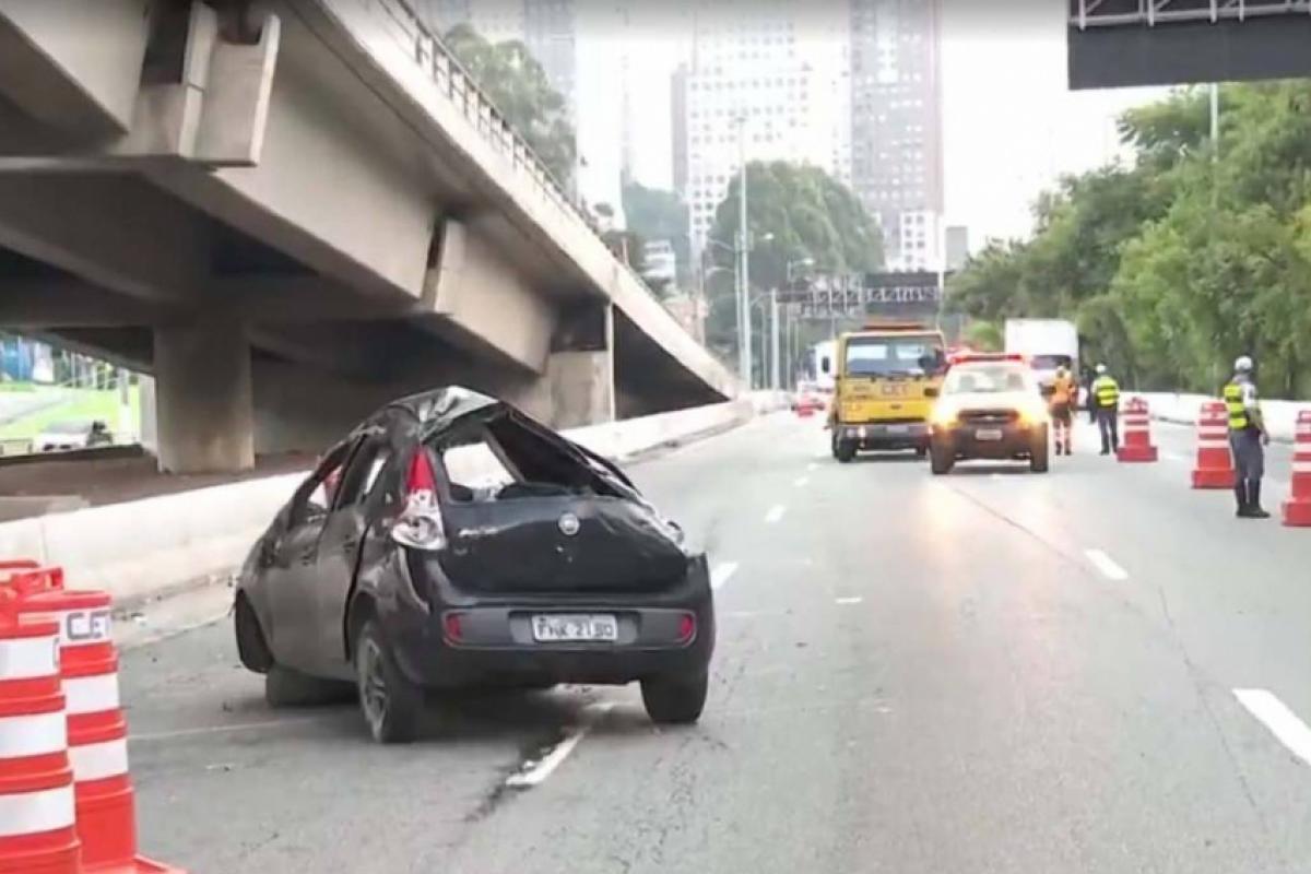 Acidente na marginal Pinheiros