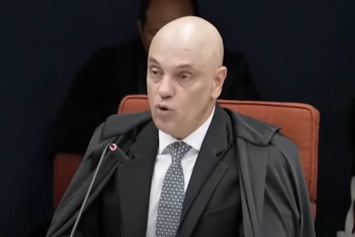 O julgamento começou na semana passada, quando foram ouvidas as sustentações das defesas do ex-presidente e dos demais acusados.