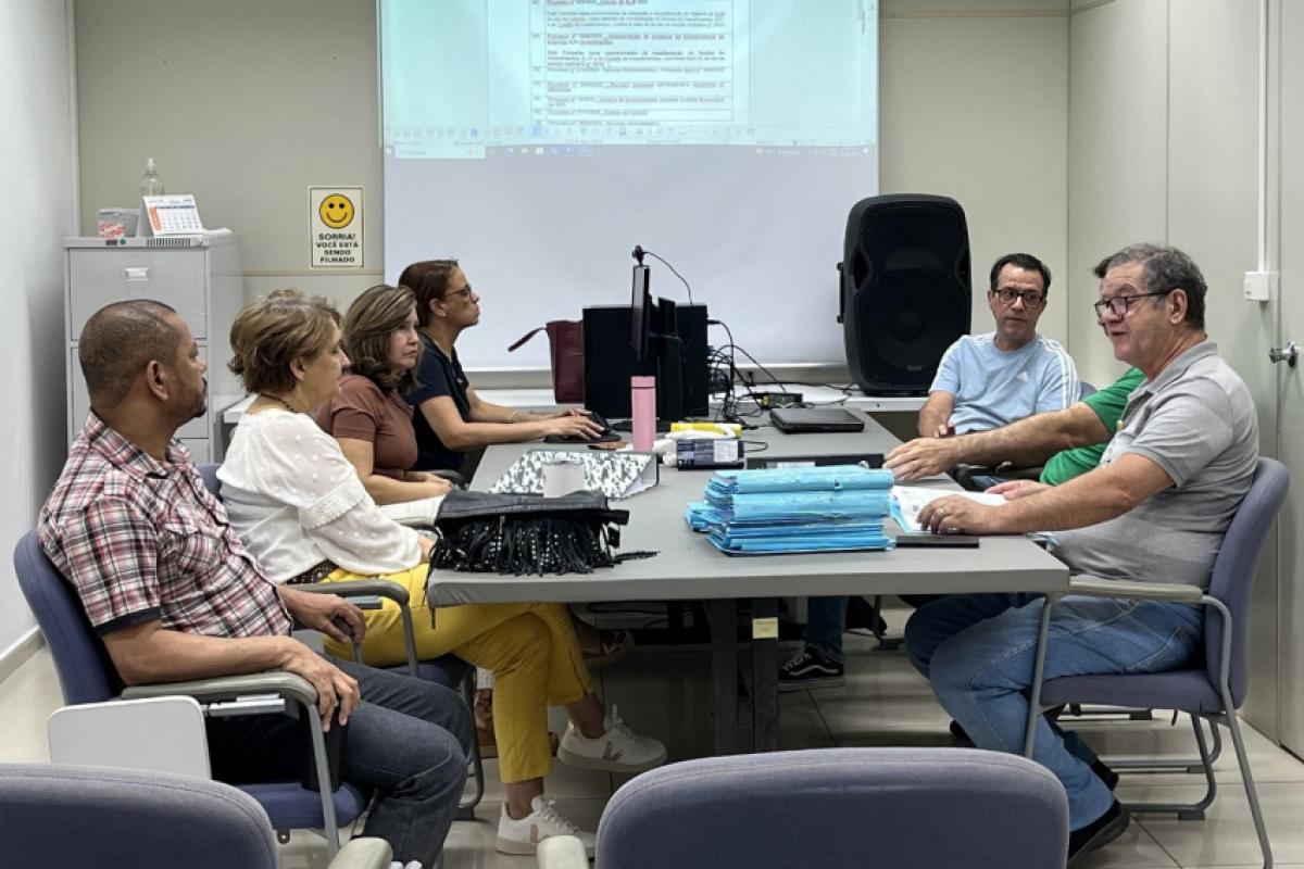 Conselho Fiscal da Funprev reunido, na última sexta-feira