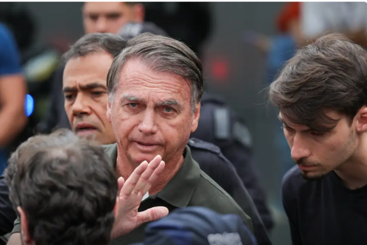 Em prisão domiciliar, ida ao hospital foi autorizada por Moraes.