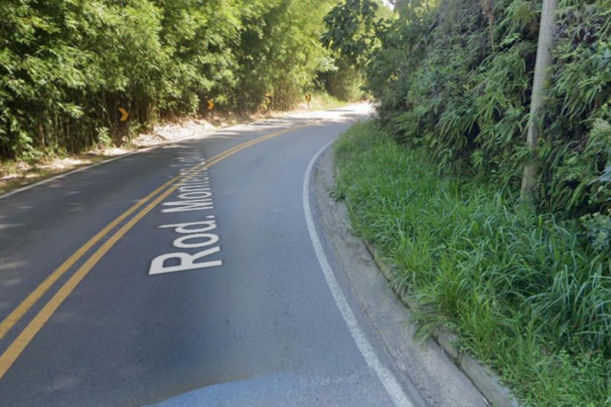 Acidente aconteceu no km 122 da rodovia