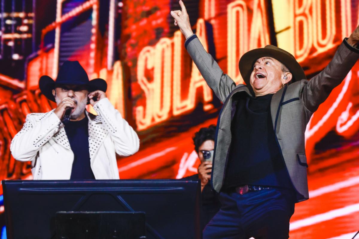 Rionegro & Solimões durante apresentação na Festa do Peão de Barretos