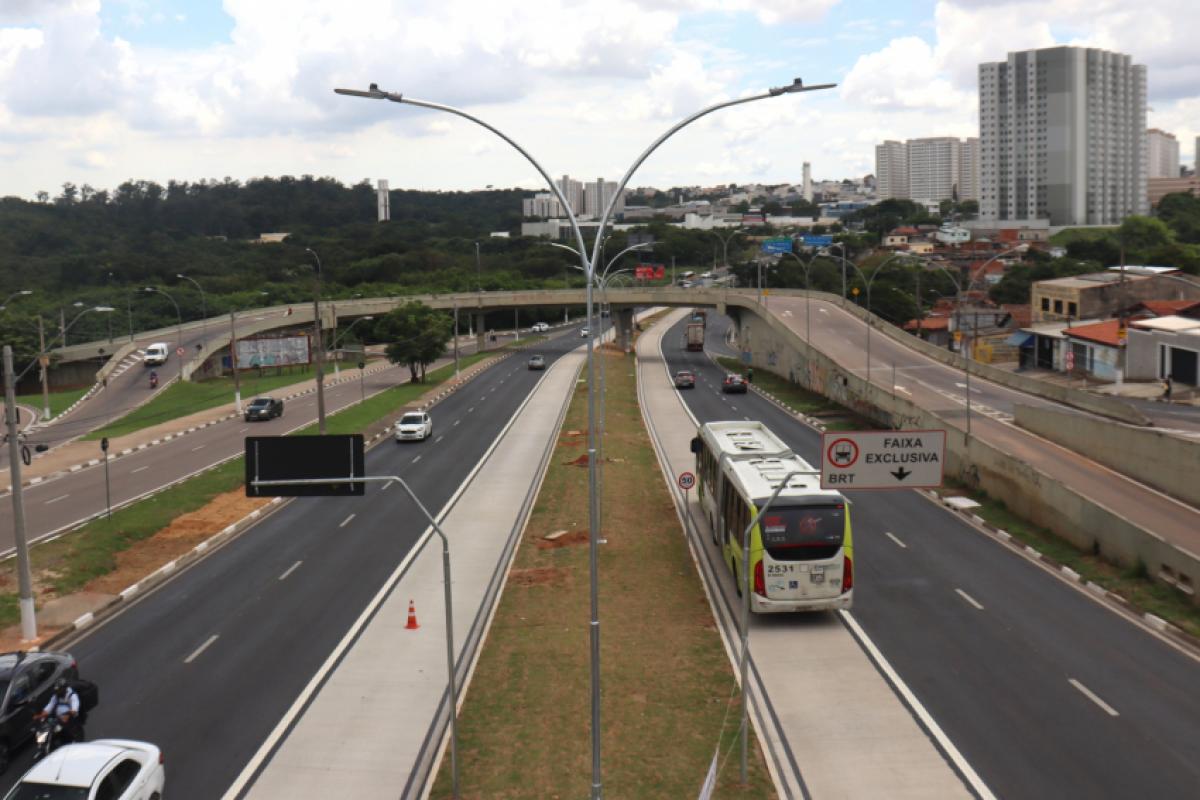 Avenida das Amoreiras concentra maior parte das autuações feitas pela Emdec entre janeiro e agosto.