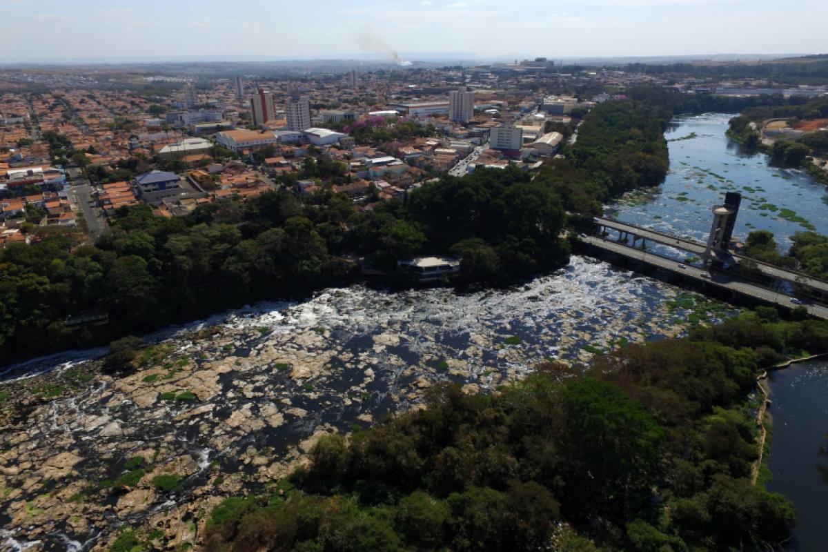 O baixo volume de chuva mantém o Rio Piracicaba com nível inferior a 90cm.