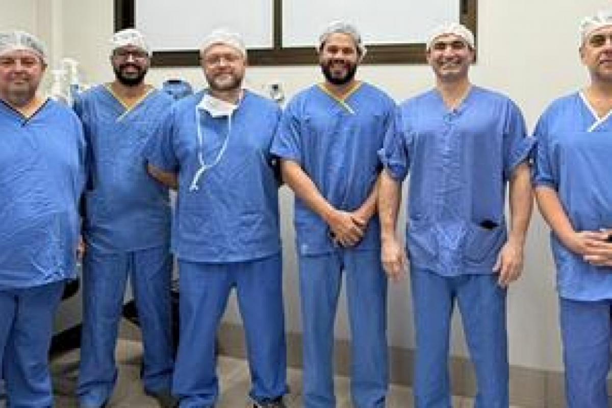 Equipe da esquerda para a direita: Roger Fortes, Leonardo Melo, Dr. Pablo Abreu, Dr. Célio Queiroz, Dr. Fábio Leomil e André Fabrício