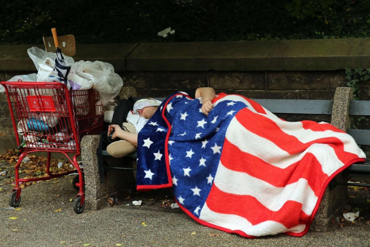 Havia quase 36 milhões de pessoas vivendo na pobreza no final do ano passado