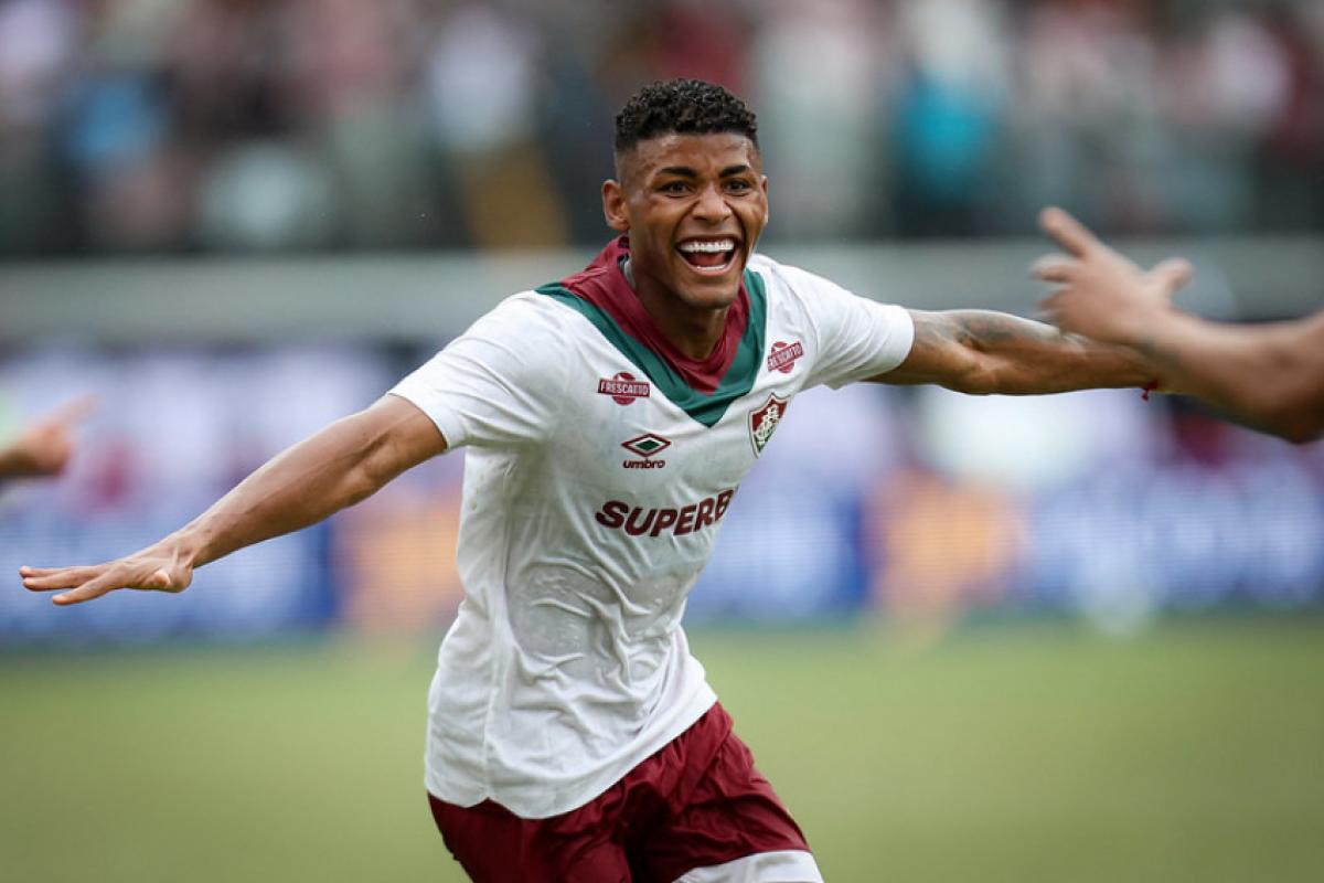 Fluminense venceu o Vitória fora de casa