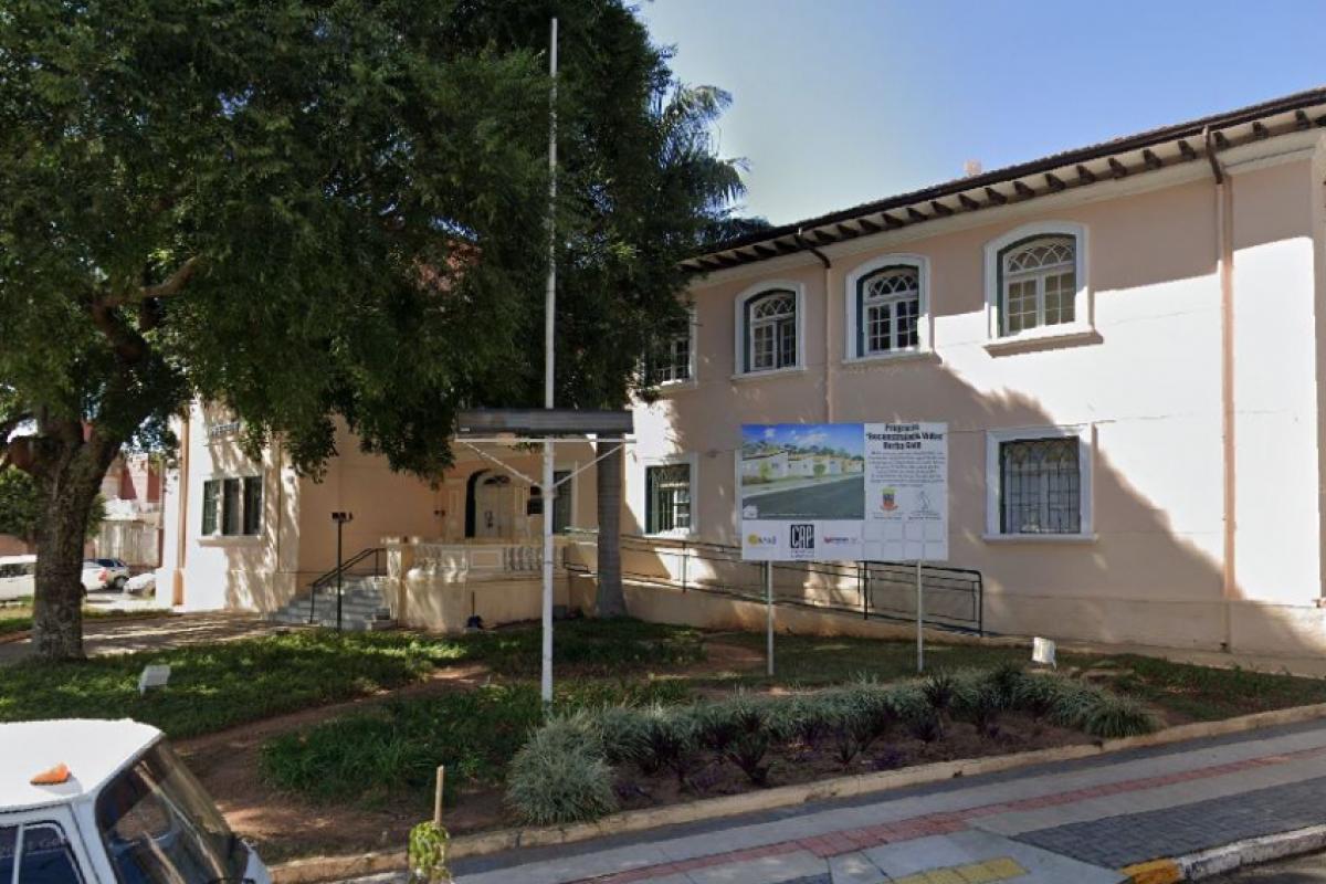 Medidas foram adotadas após o atendimento médico de crianças que apresentaram exantema (manchas vermelhas na pele) e outros sintomas compatíveis com a doença