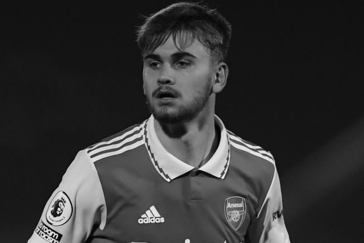 O atacante Billy Vigar, do Chichester City, morreu aos 21 anos nesta quinta-feira 