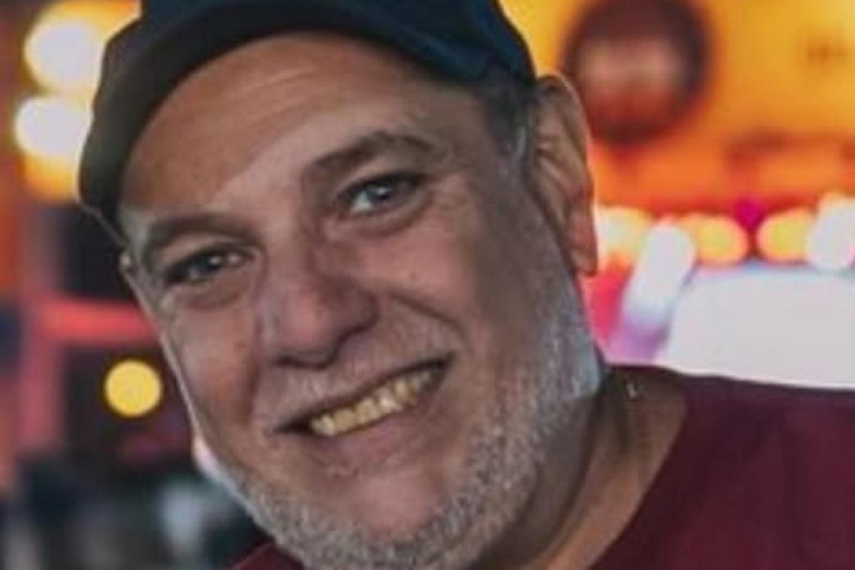 Adriano tinha 53 anos