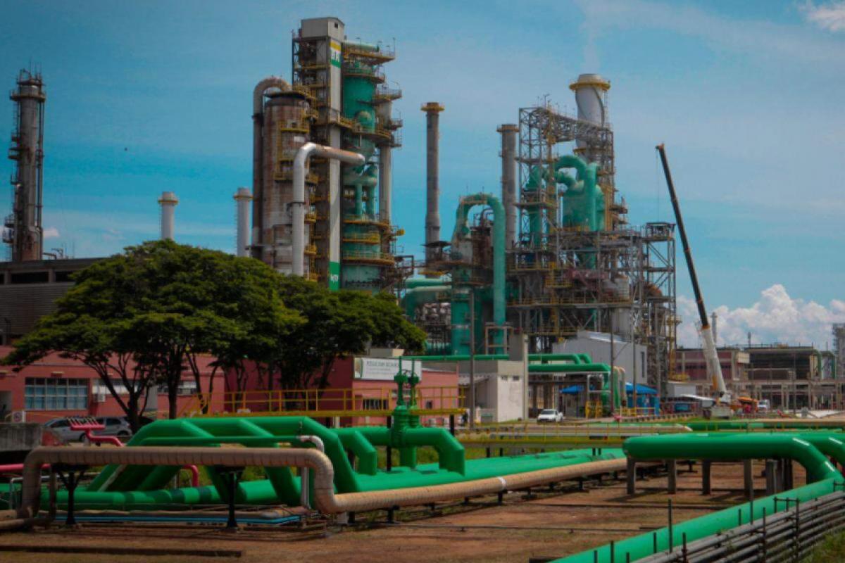 Com R$ 1 bi de investimento, parada da Revap tem 5.000 empregos em SJC