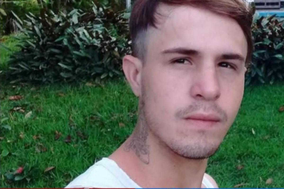 Alessandro tem 26 anos