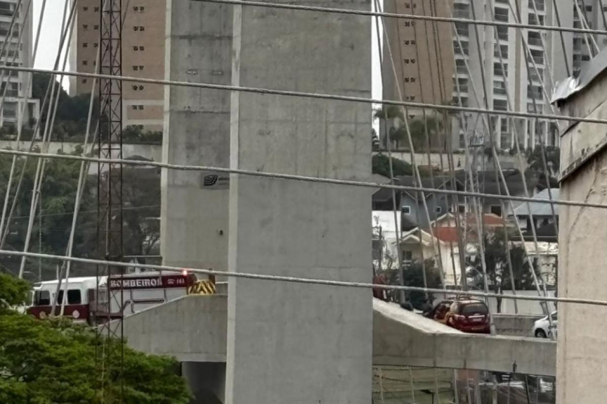 Movimentação na Ponte Estaiada