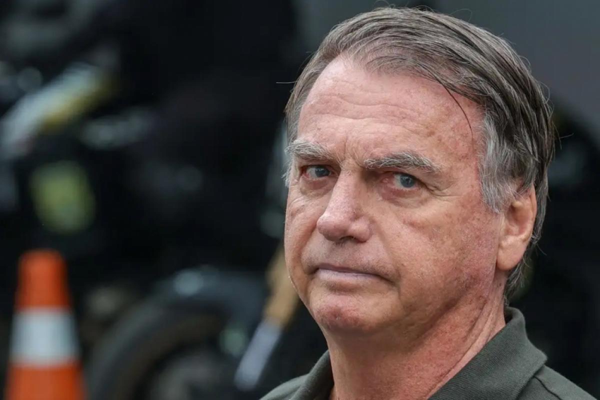 Jair Bolsonaro (PL) foi condenado a  27 anos e três meses de prisão