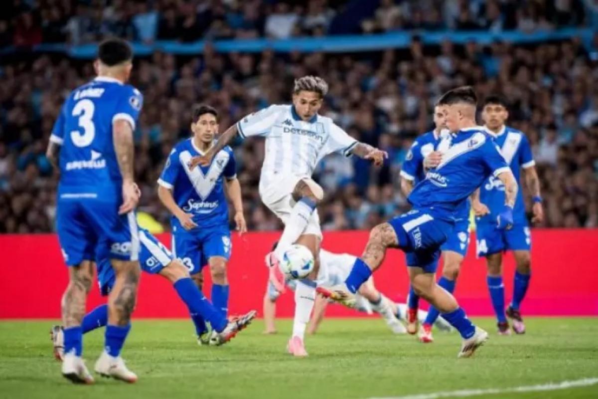 O Racing bateu o Vélez Sarsfield de novo