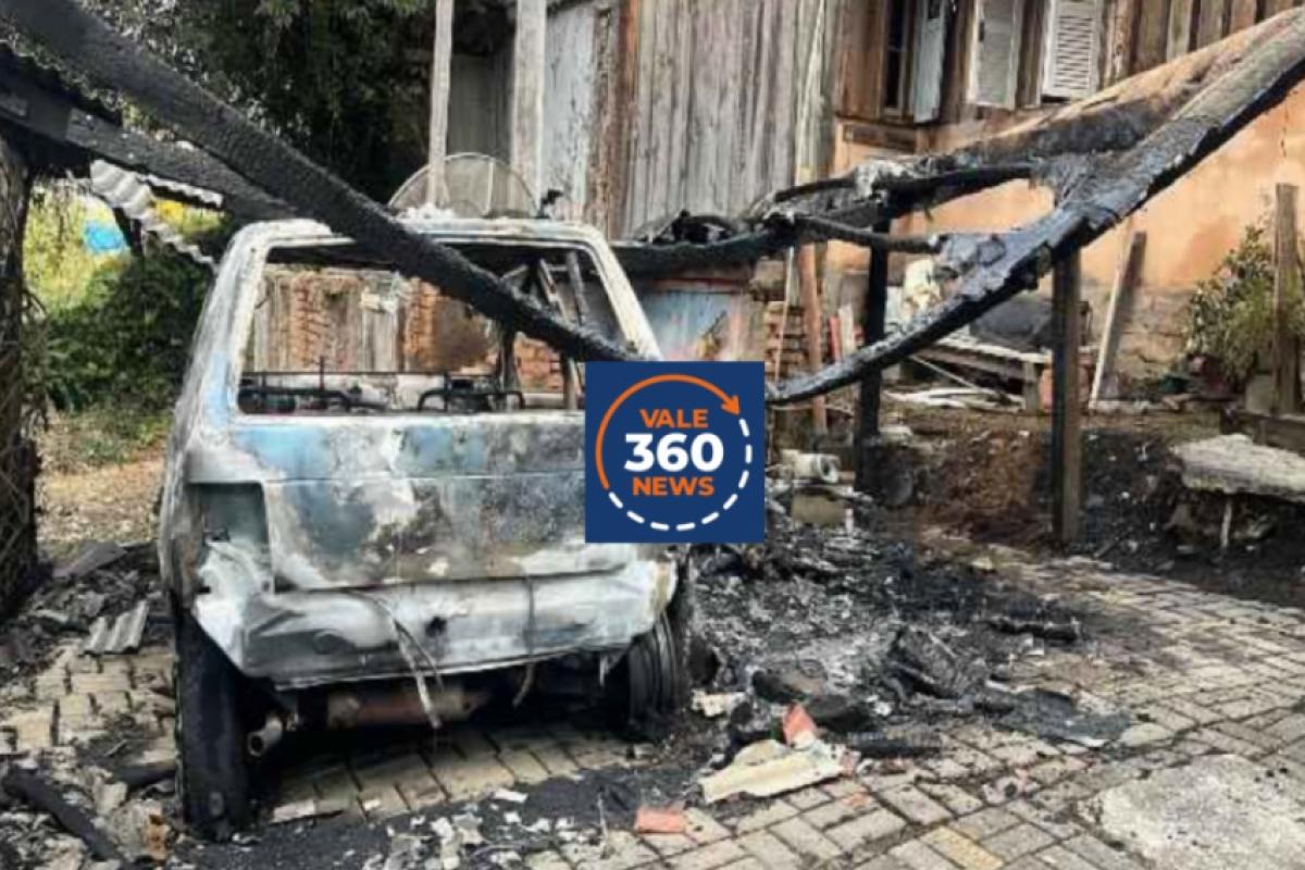 Veículo e a casa incendiados em Campos do Jordão