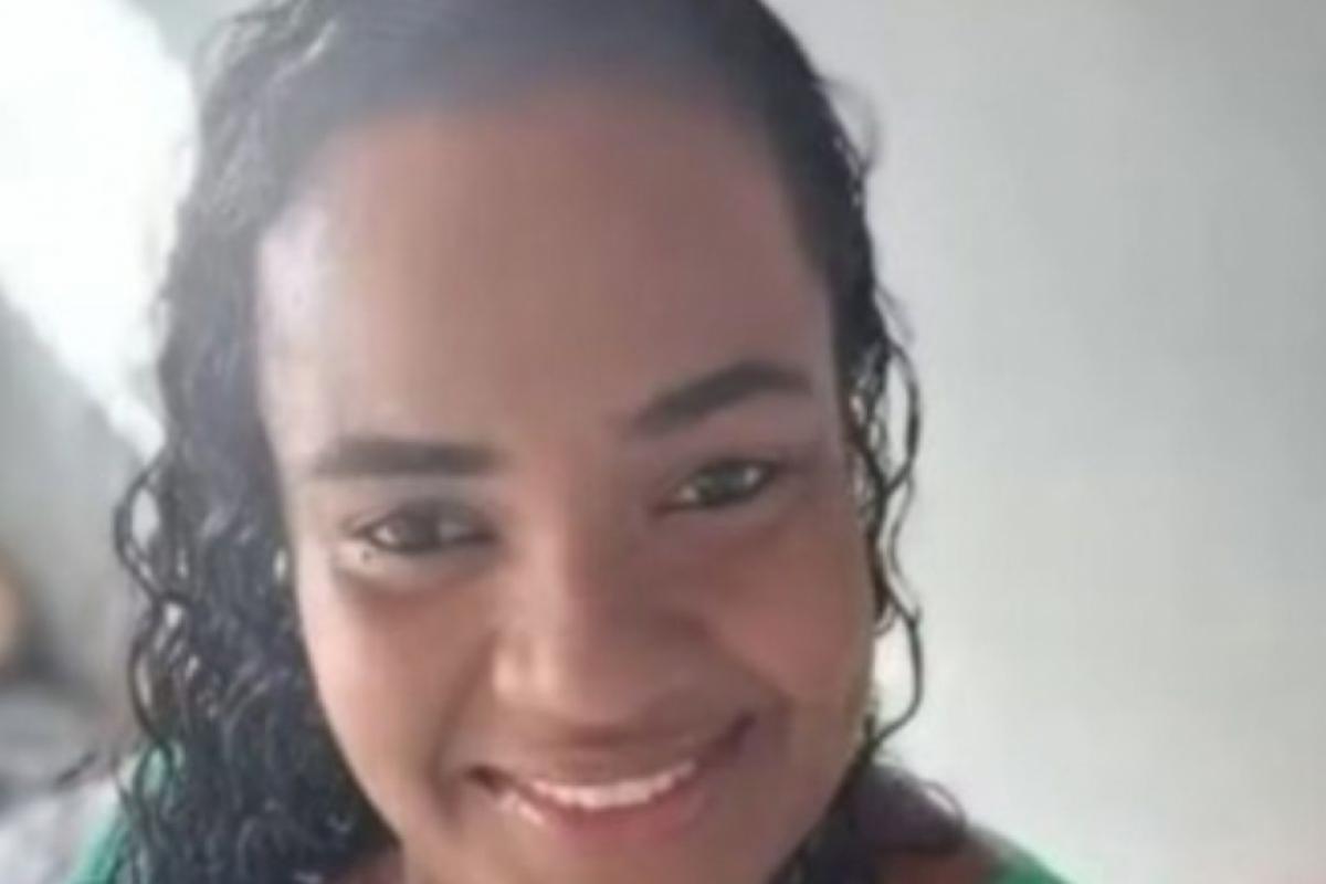 Talita Lobo Santana, 35 anos