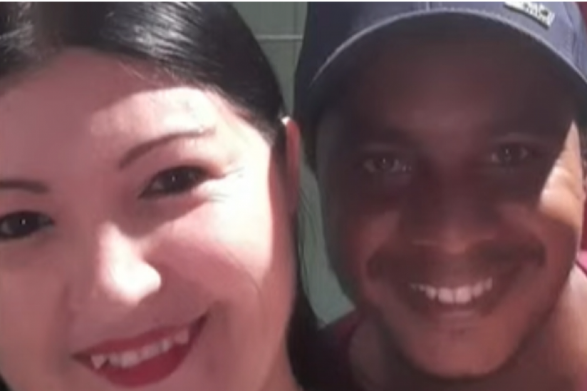 Mateus disse que não fugiu do local do crime, mas ficou abraçado ao corpo da vítima até a chegada da polícia.