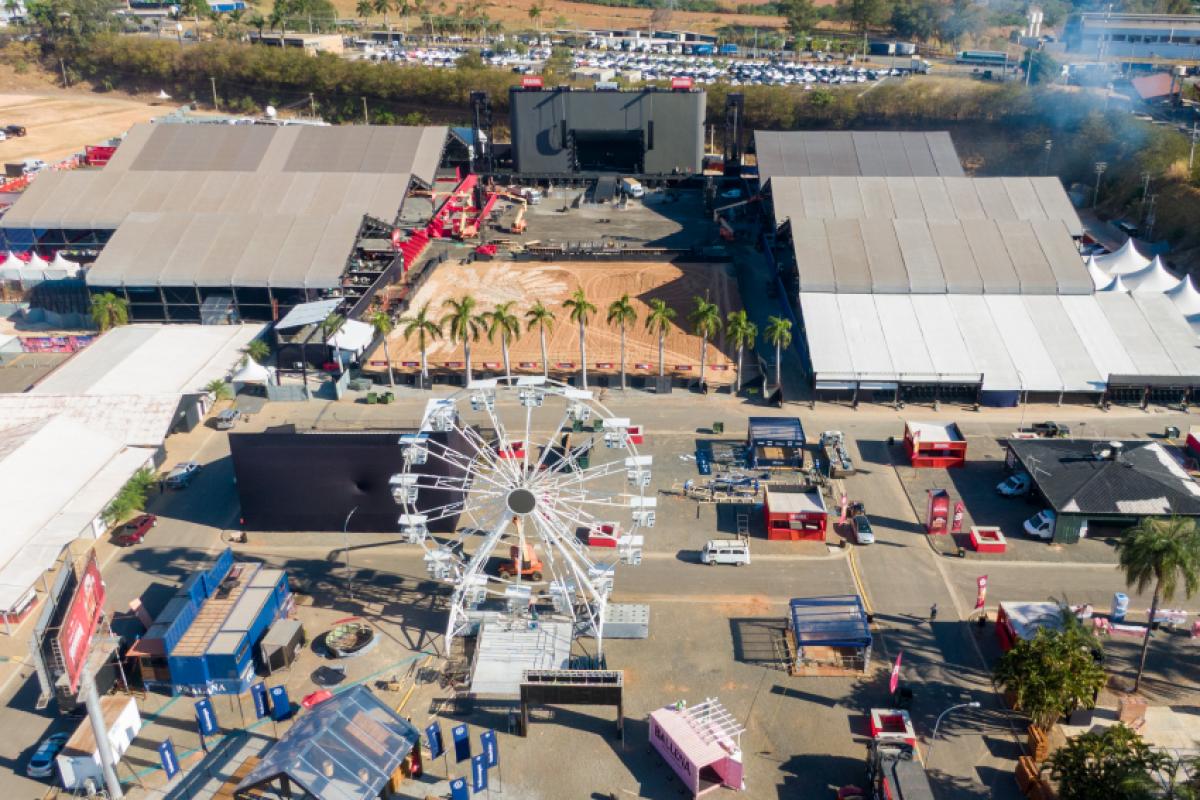 Jaguariúna Rodeo Festival terá câmeras de reconhecimento facial e reforço de saúde e segurança para receber milhares de pessoas.