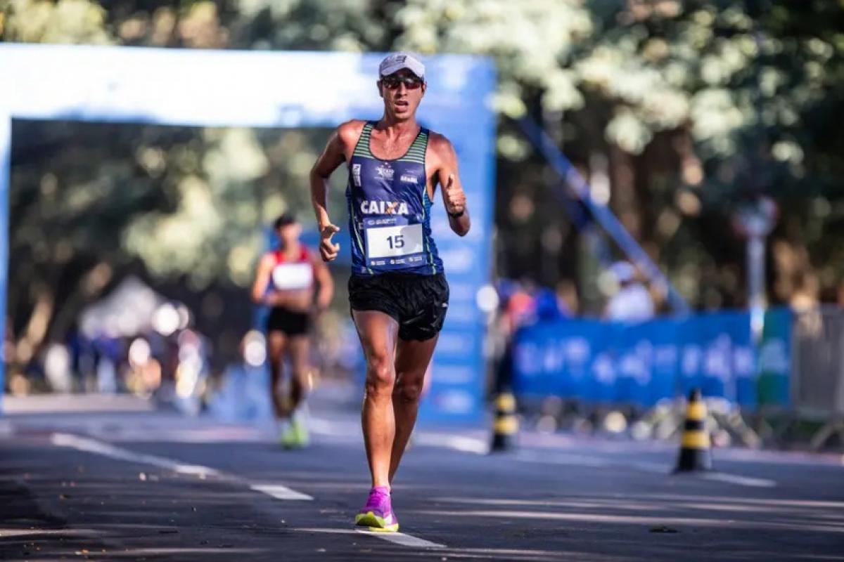 Caio Bonfim tem também no currículo uma medalha de prata olímpica