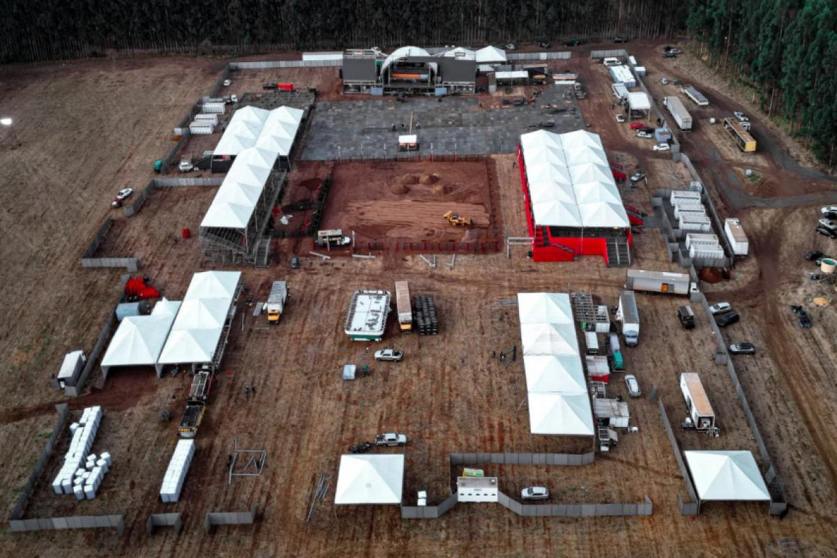 Estrutura montada para o Franca Rodeo Music 2025