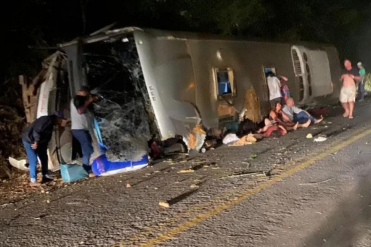 O motorista do ônibus realizou o teste do bafômetro e o resultado foi normal