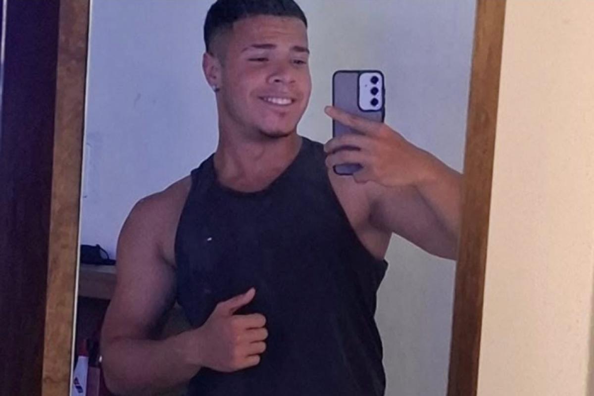 Gustavo Santos, de 18 anos