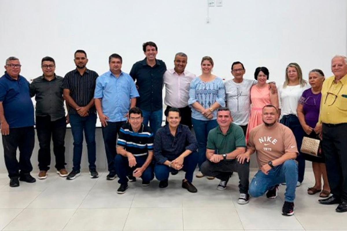Prefeita se reuniu com o presidente da Câmara, Pastor Reginaldo, o secretário de Cultura e representantes de diversas igrejas para organizar o evento