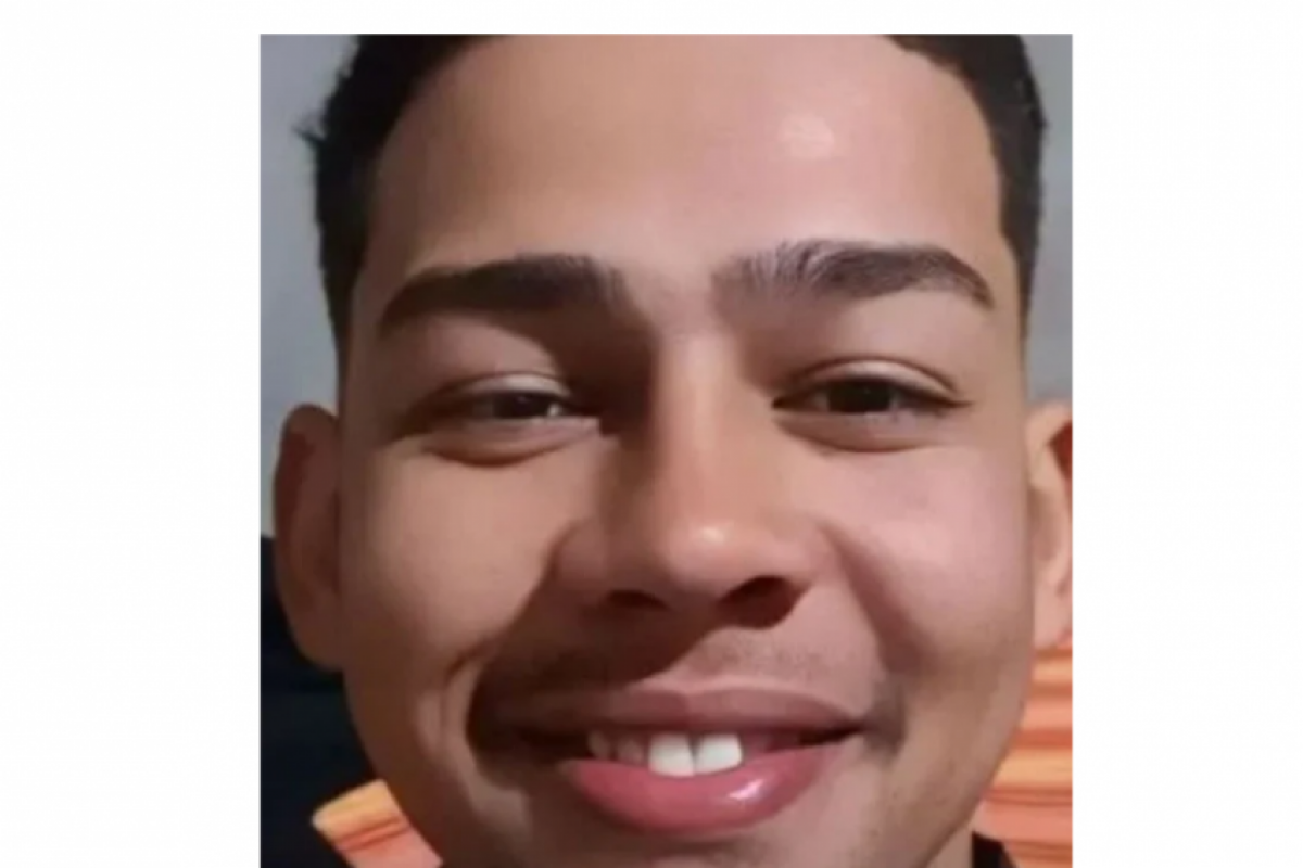 Jonas Inácio da Silva, de apenas 26 anos, foi socorrido, mas não resistiu. 